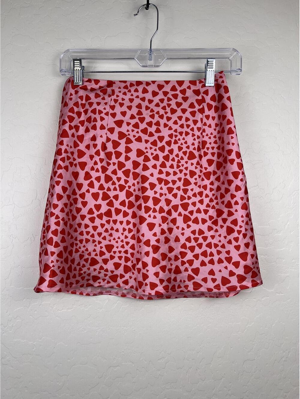 Princess Polly Pink and Red Heart Print Mini Skirt Size US 2